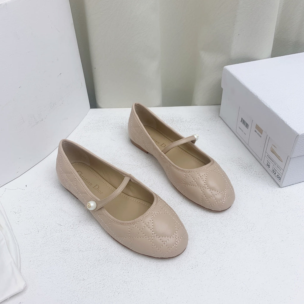 DIOR CD BALLET FLAT BEIGE MOP MIDDLE