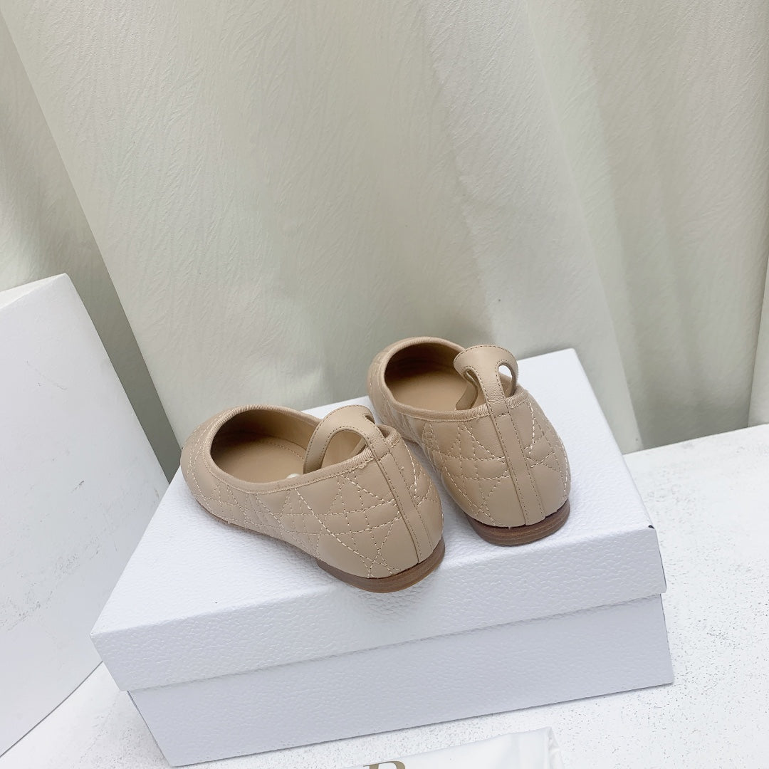DIOR CD BALLET FLAT BEIGE MOP