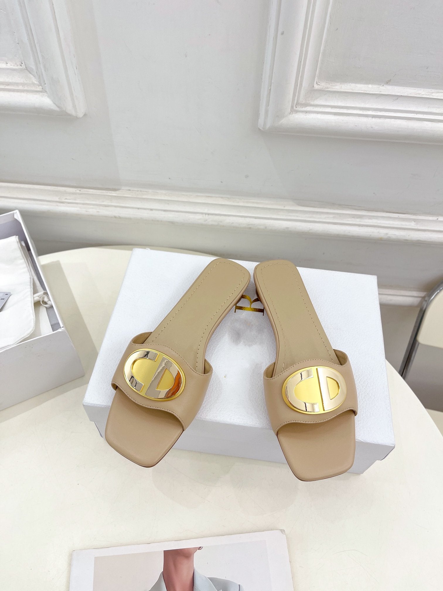 DIOR CD FOREVER HEELED 1.5CM BEIGE