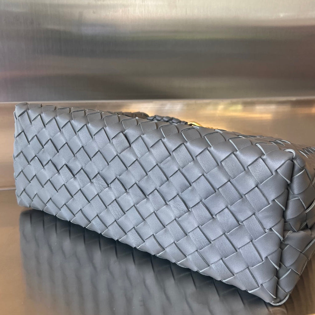BOTTEGA VENETA MEDIUM ANDIAMO 32CM DARK GREY LAMBSKIN