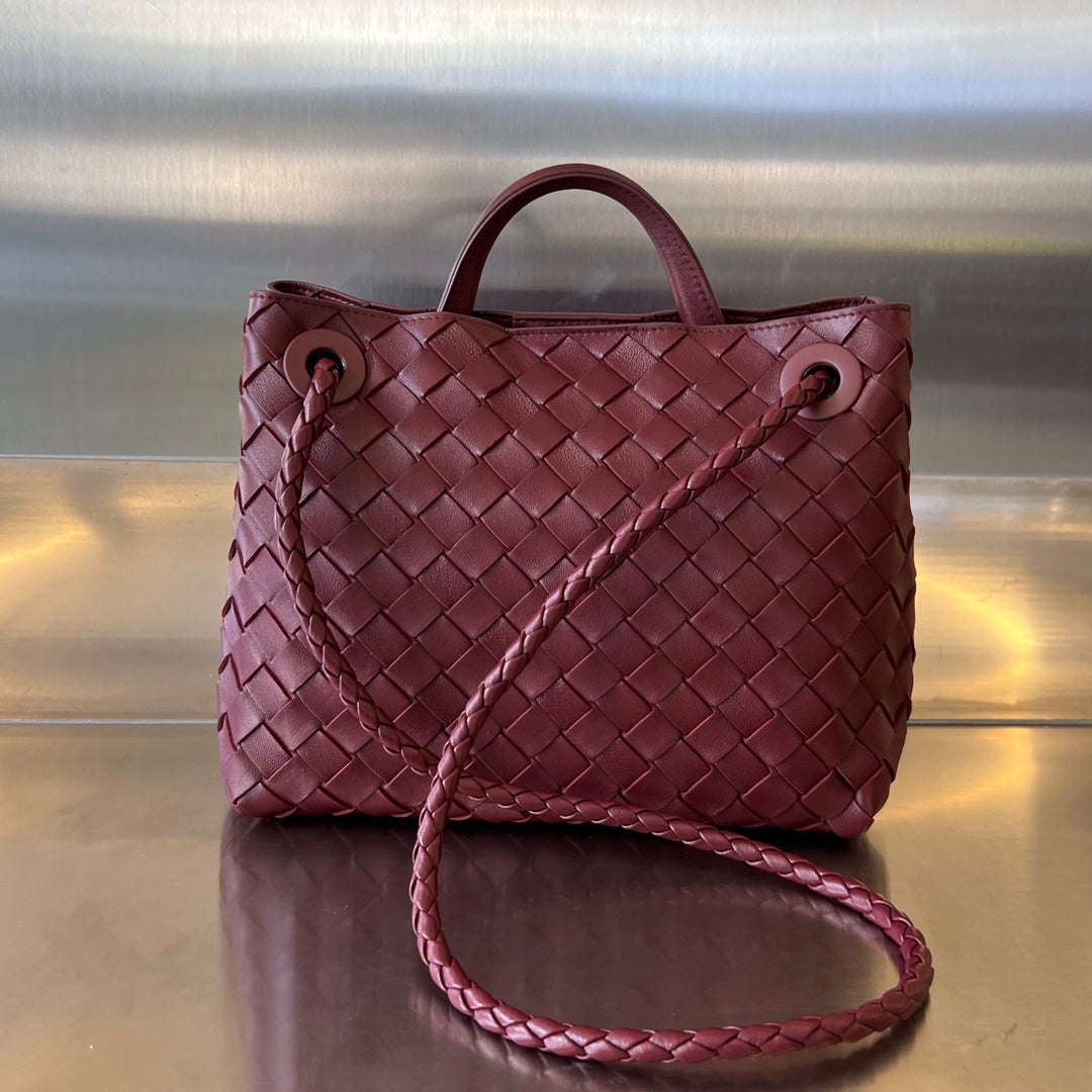 BOTTEGA VENETA SMALL ANDIAMO 25CM DARK RED LAMBSKIN