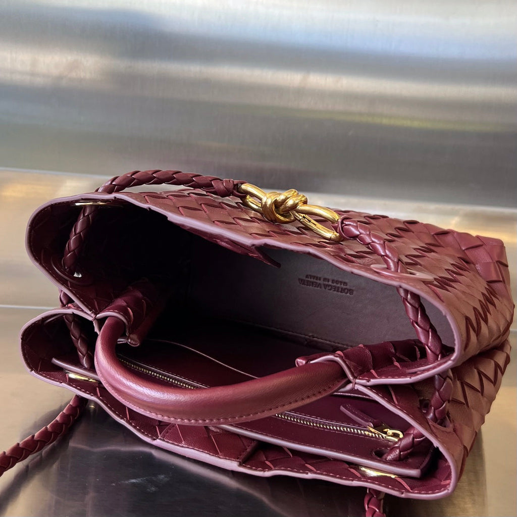BOTTEGA VENETA SMALL ANDIAMO 25CM DARK RED LAMBSKIN