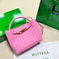 BOTTEGA VENETA SMALL ANDIAMO 25CM PINK LAMBSKIN