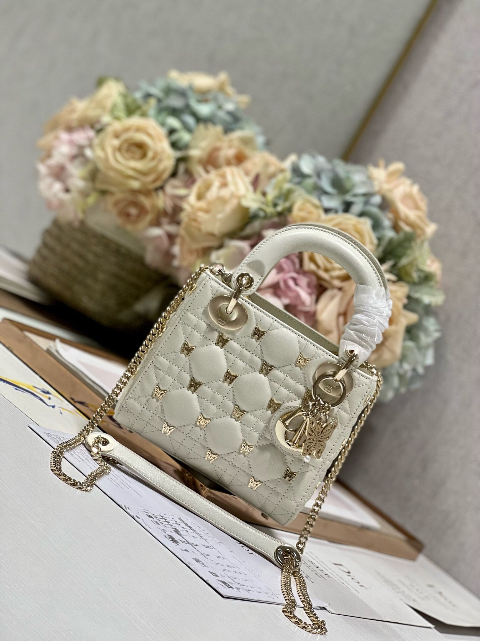 DIOR MINI LADY 17 BUTTERFLY STUD WHITE LAMBSKIN