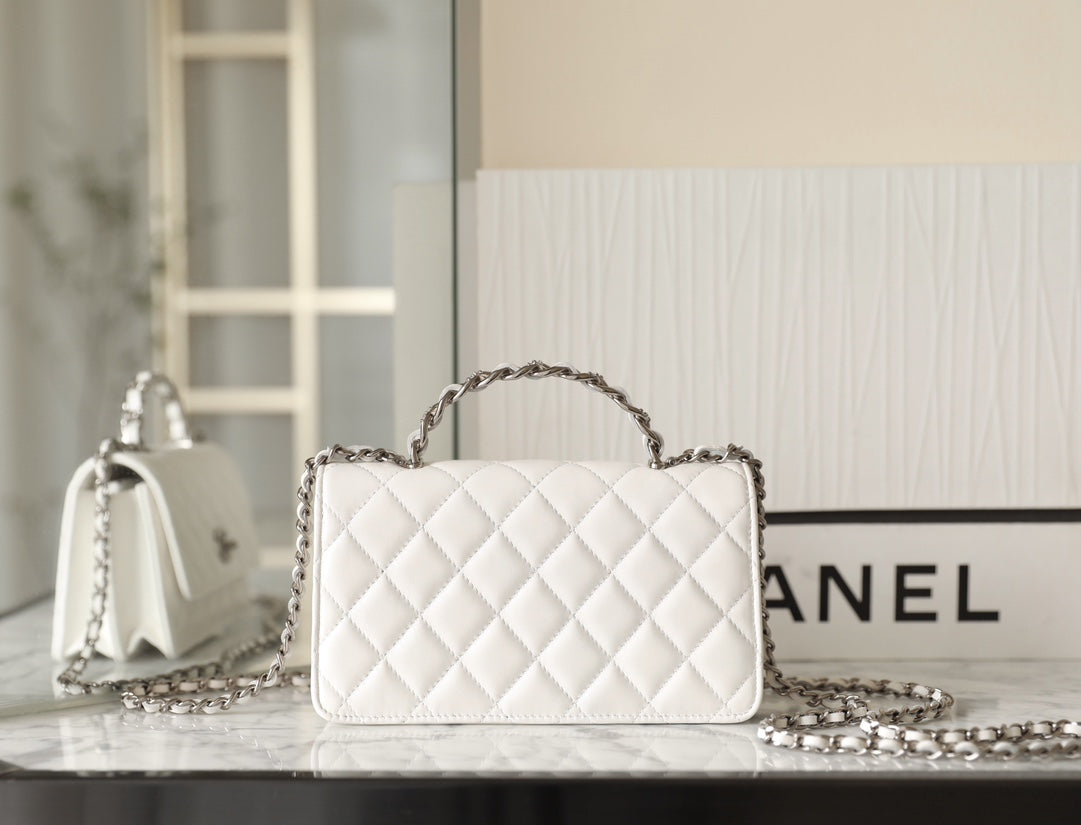 CHANEL WOC 18.5 WHITE LAMBSKIN SILVER HARDWARE
