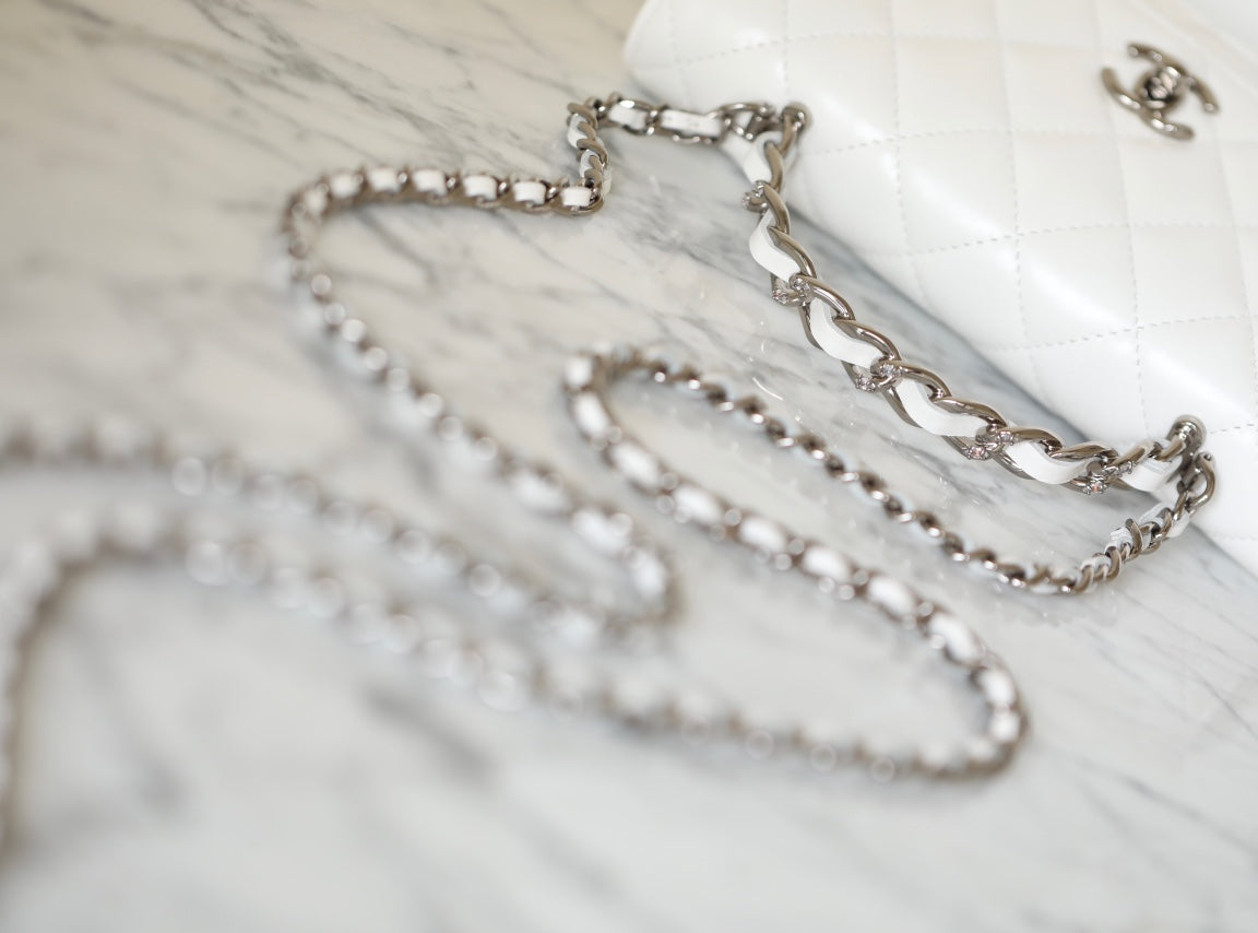 CHANEL WOC 18.5 WHITE LAMBSKIN SILVER HARDWARE