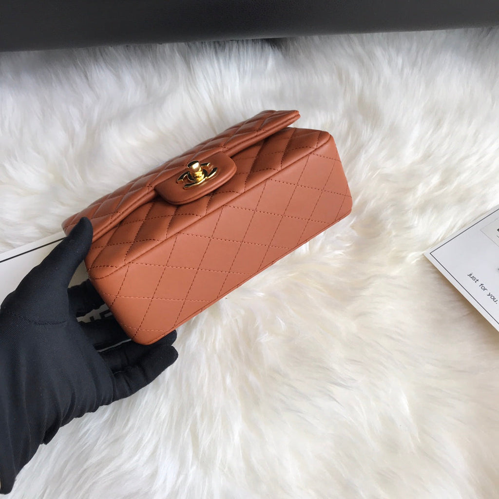 CHANEL 20 CLASSIC SMALL DOUBLE FLAP BAG IN CARAMEL BROWN CALFSKIN