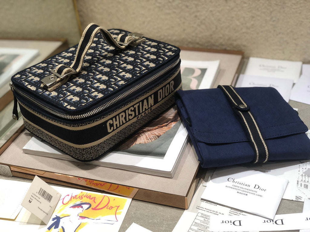DIOR SMALL 24 VANITY CASE IN BLACK MONOGRAM OBLIQUE JACQUARD