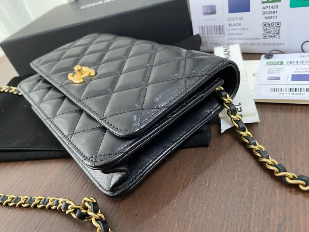 CHANEL CLASSIC WOC 19CM BLACK LAMBSKIN GOLD HARDWARE