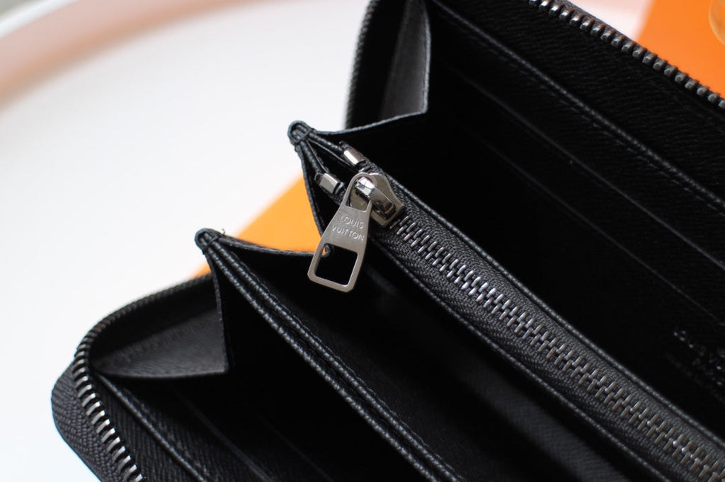 LOUIS VUITTON LV 25S ZIPPY WALLET HORIZONTAL 19 IN MONOGRAM ECLIPSE COATED CALFSKIN