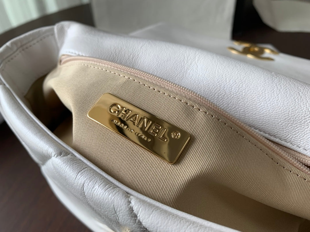 CHANEL 19 FLAP BAG 30 WHITE GOATSKIN