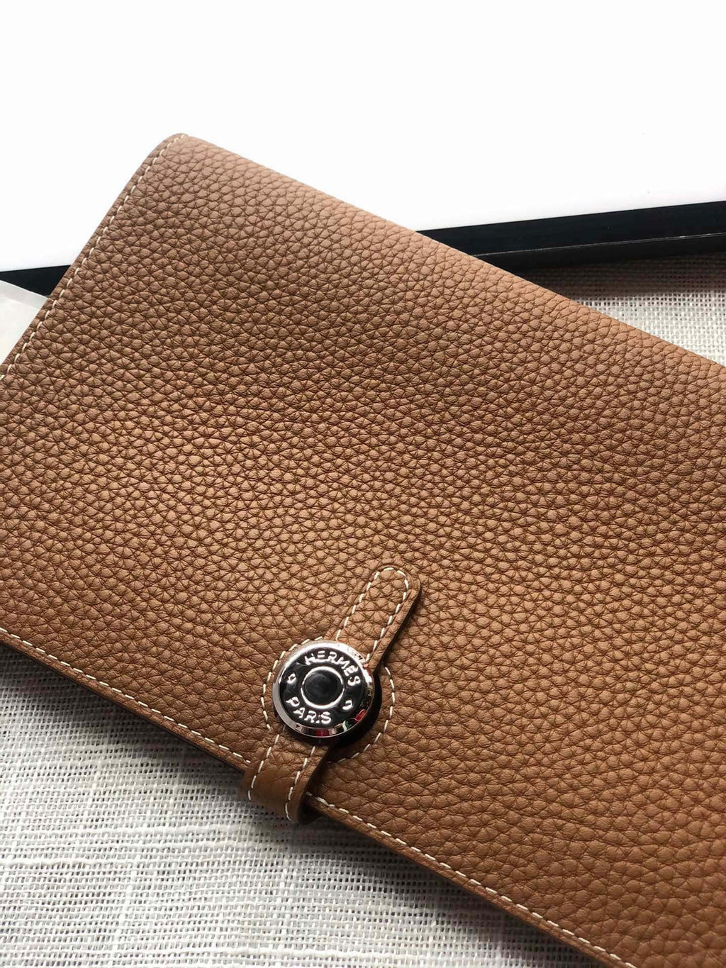 HERMES Dogon Wallet 20 Tan Togo Shw