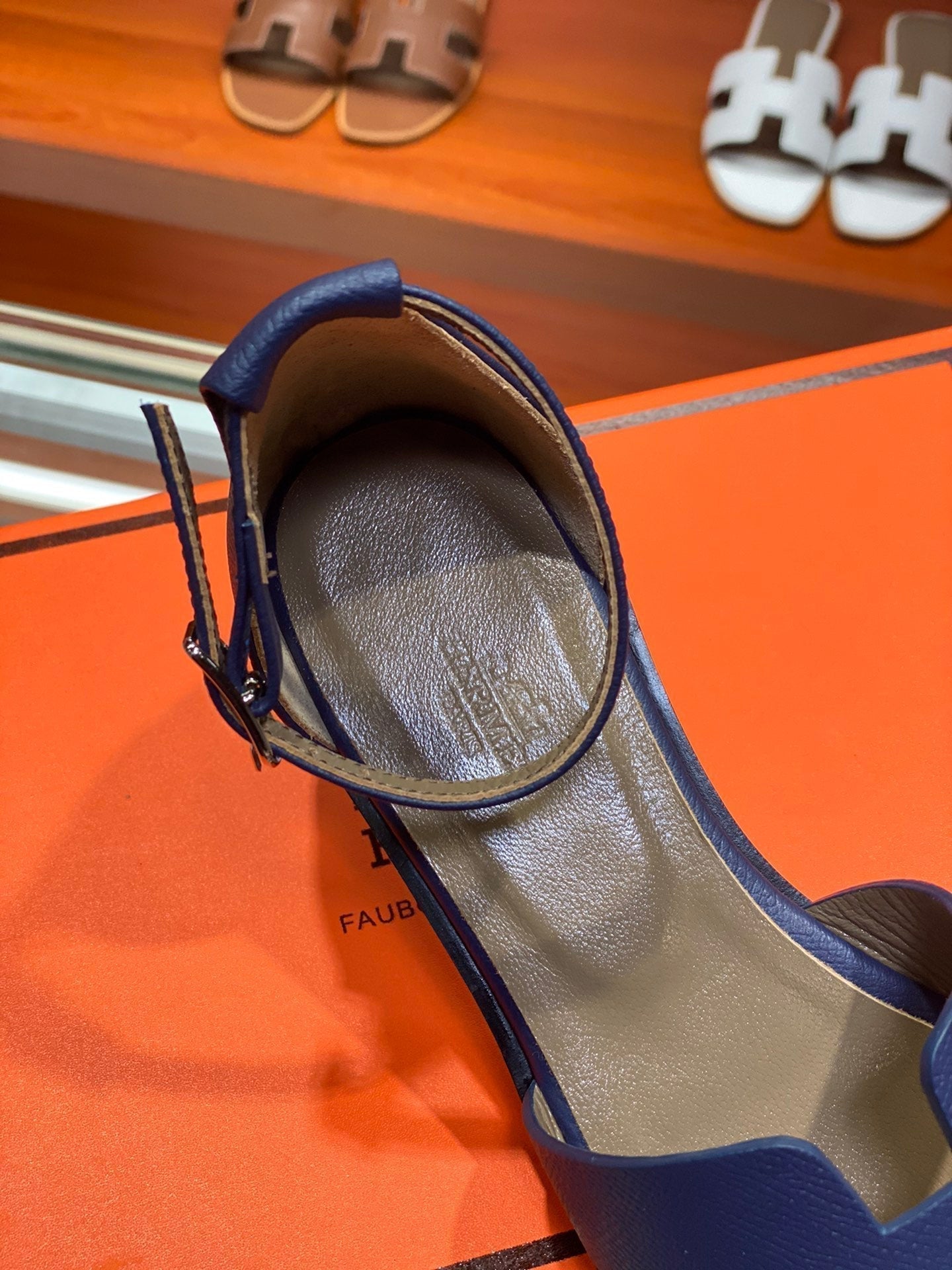 HERMES SANTORINI SANDAL NAVY CALFSKIN