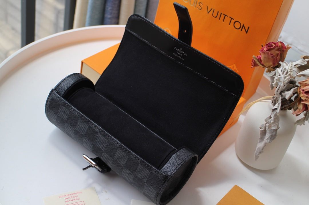 LOUIS VUITTON LV 25S ASTUCCIO PER 3 OROLOGI 20 IN BLACK DAMIER GRAPHITE CALFSKIN