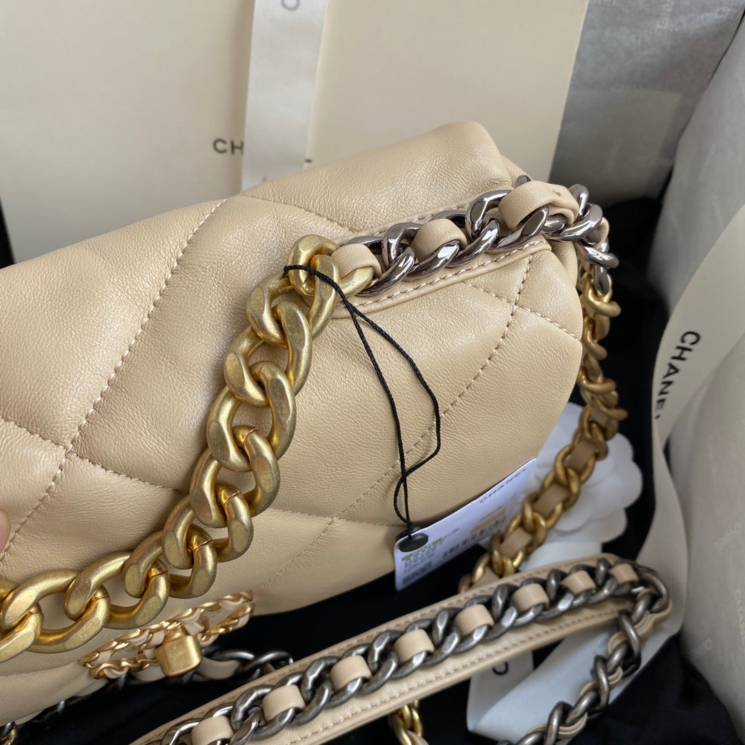 CHANEL MEDIUM 26 FLAP BAG IN BEIGE CREAM LAMBSKIN