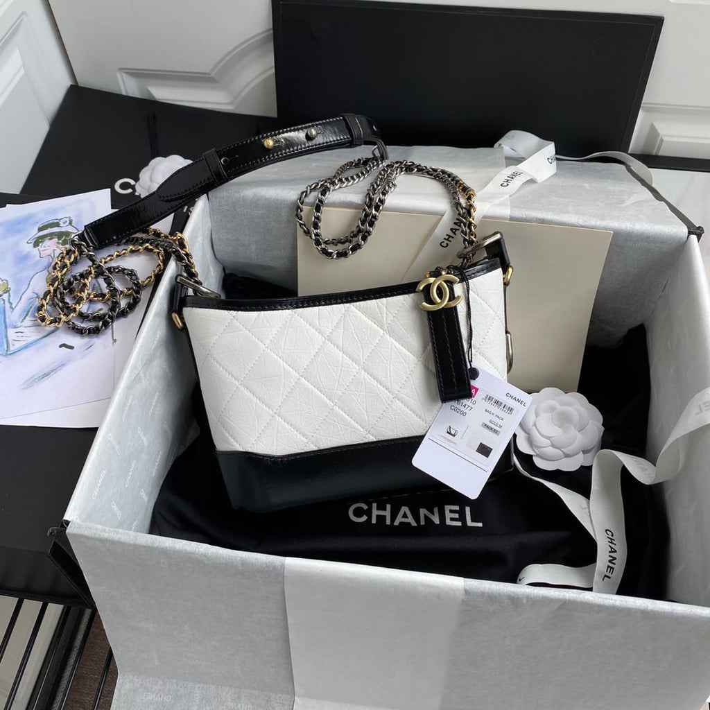 CHANEL GABRIELLE MINI 20 HOBO BAG IN WHITE MIX BLACK CALFSKIN