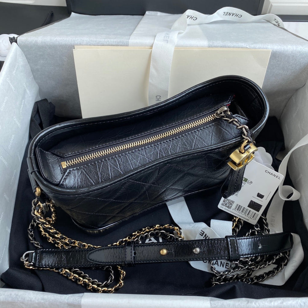 CHANEL GABRIELLE MINI 20 HOBO BAG IN BLACK CALFSKIN