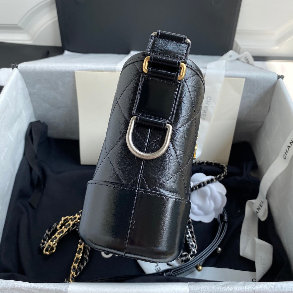 CHANEL GABRIELLE MINI 20 HOBO BAG IN BLACK CALFSKIN