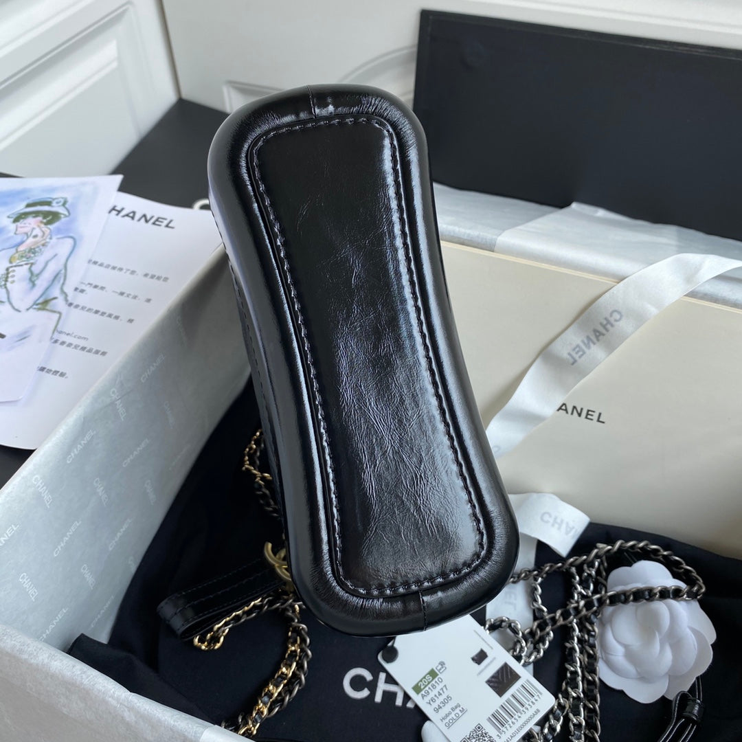 CHANEL GABRIELLE MINI 20 HOBO BAG IN BLACK CALFSKIN
