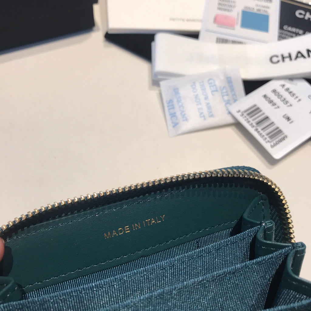 CHANEL ZIPPED CAVIAR PURSE 11 OCEAN CALFSKIN GOLD ICON