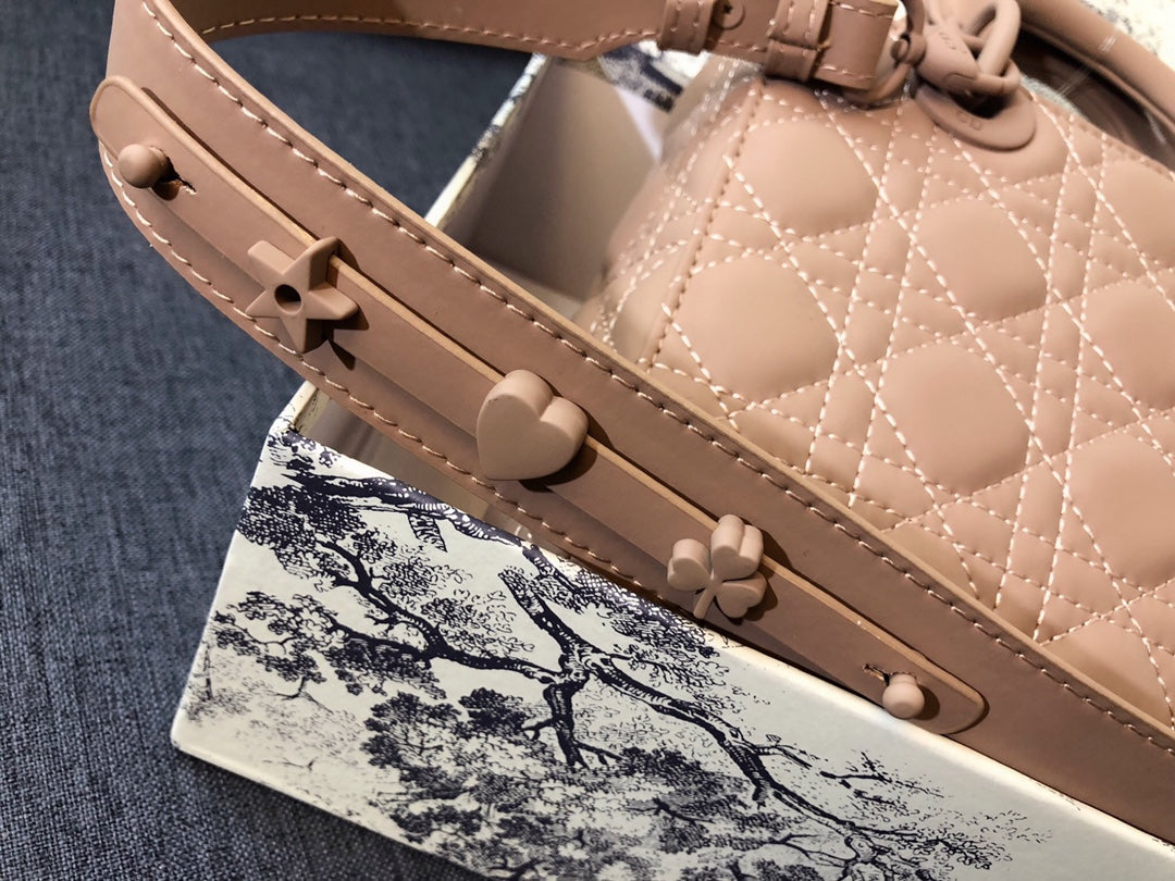 DIOR MEDIUM LADY 20 BAG IN CAMEL BROWN CALFSKIN