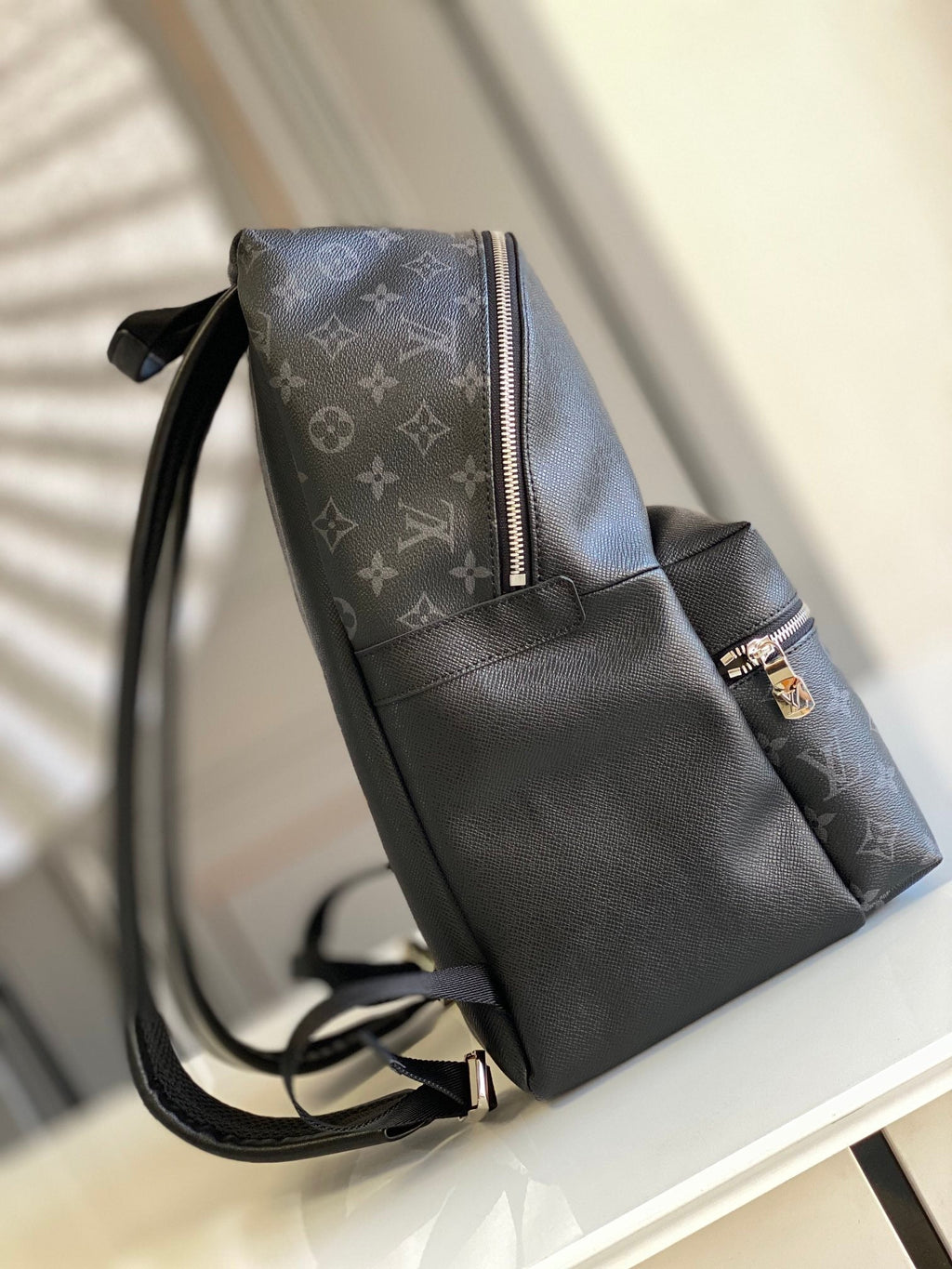 LOUIS VUITTON DISCOVERY BACKPACK 40 IN BLACK MONOGRAM CANVAS