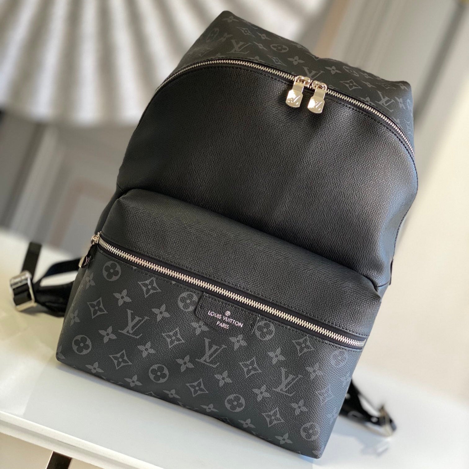 LOUIS VUITTON DISCOVERY BACKPACK 40 IN BLACK MONOGRAM CANVAS