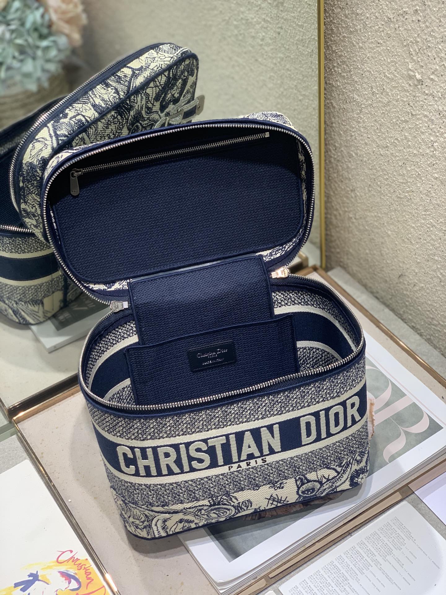 DIOR SMALL 25 VANITY CASE IN BLACK MONOGRAM OBLIQUE JACQUARD