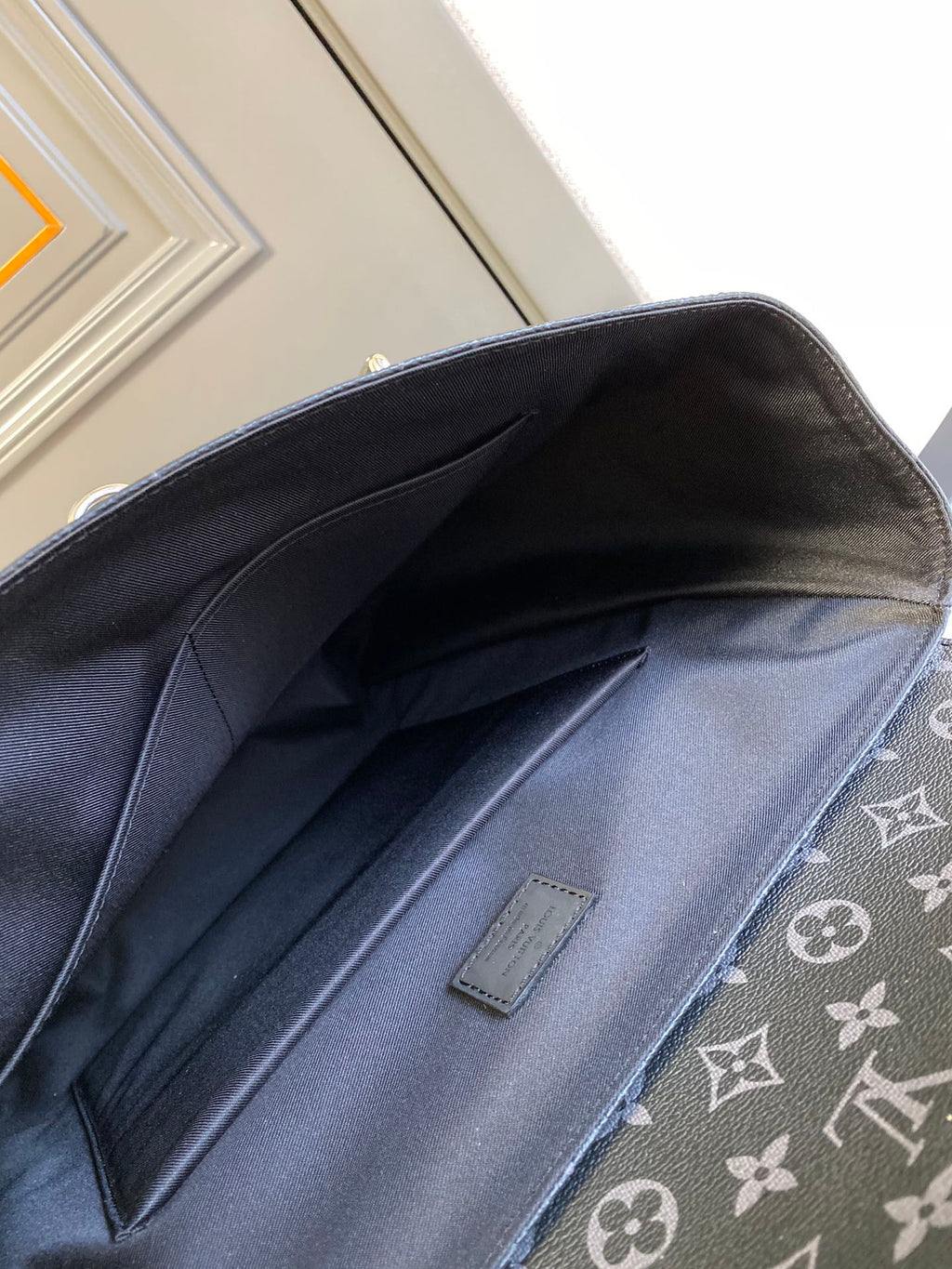 LOUIS VUITTON STEAMER BACKPACK 45 IN GUN METAL MONOGRAM ECLIPSE CANVAS AND BLACK CALFSKIN SILVER BUCKLE