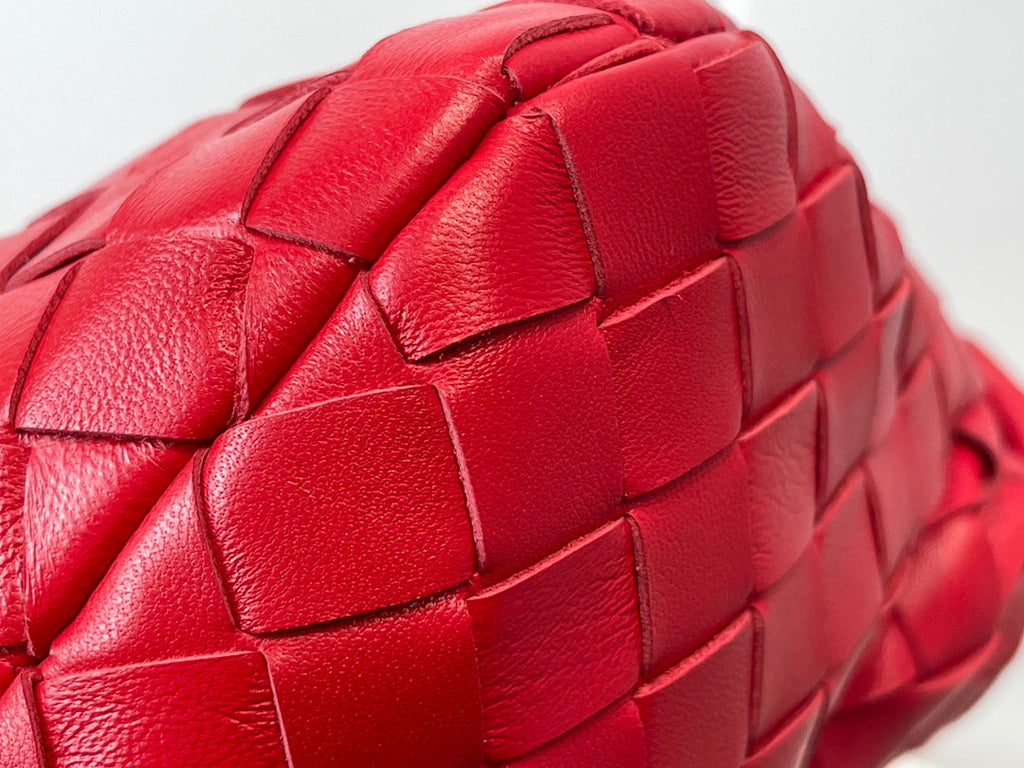 BOTTEGA VENETA MINI JODIE 27 IN RED LAMBSKIN