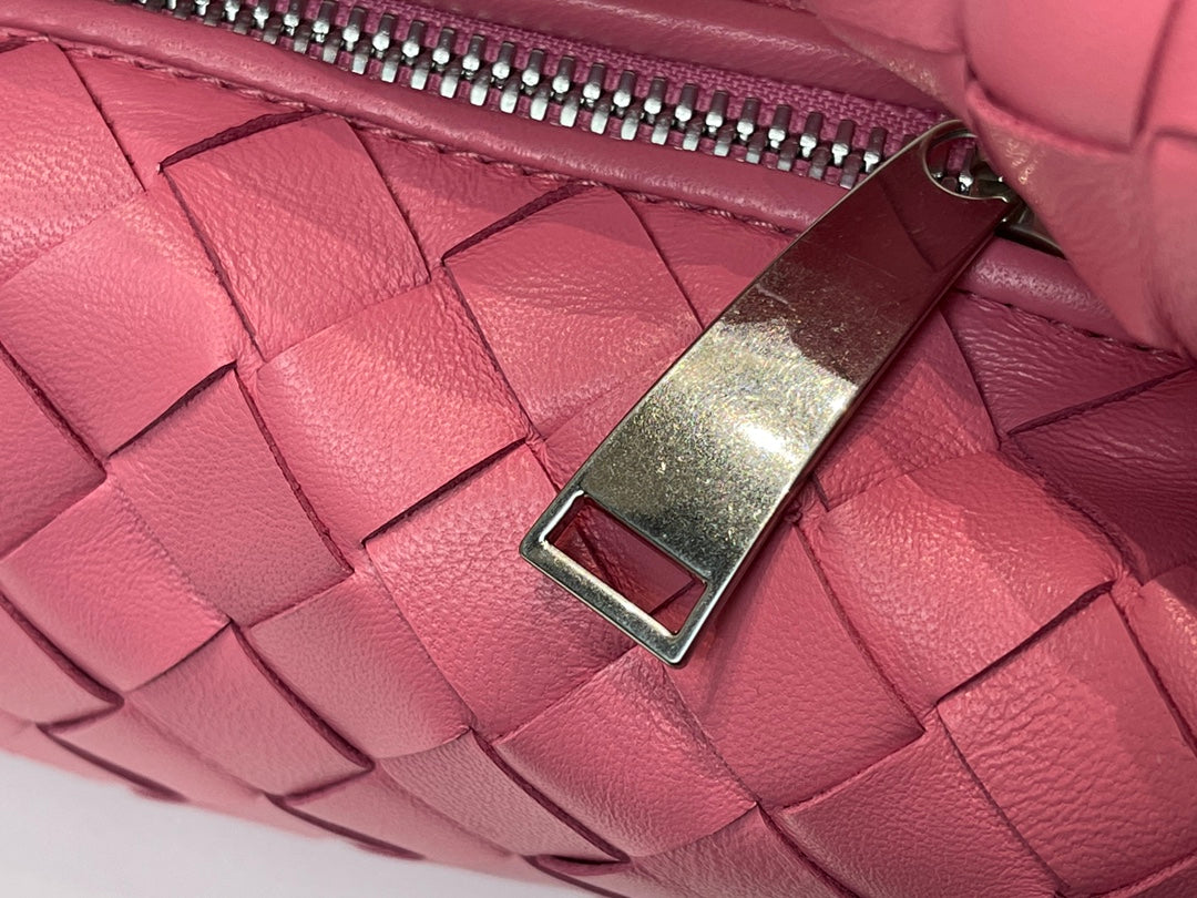 BOTTEGA VENETA MINI JODIE 27 IN CHARM PINK LAMBSKIN
