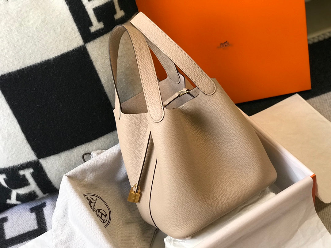 HERMES picotin lock 18 light beige togo ghw
