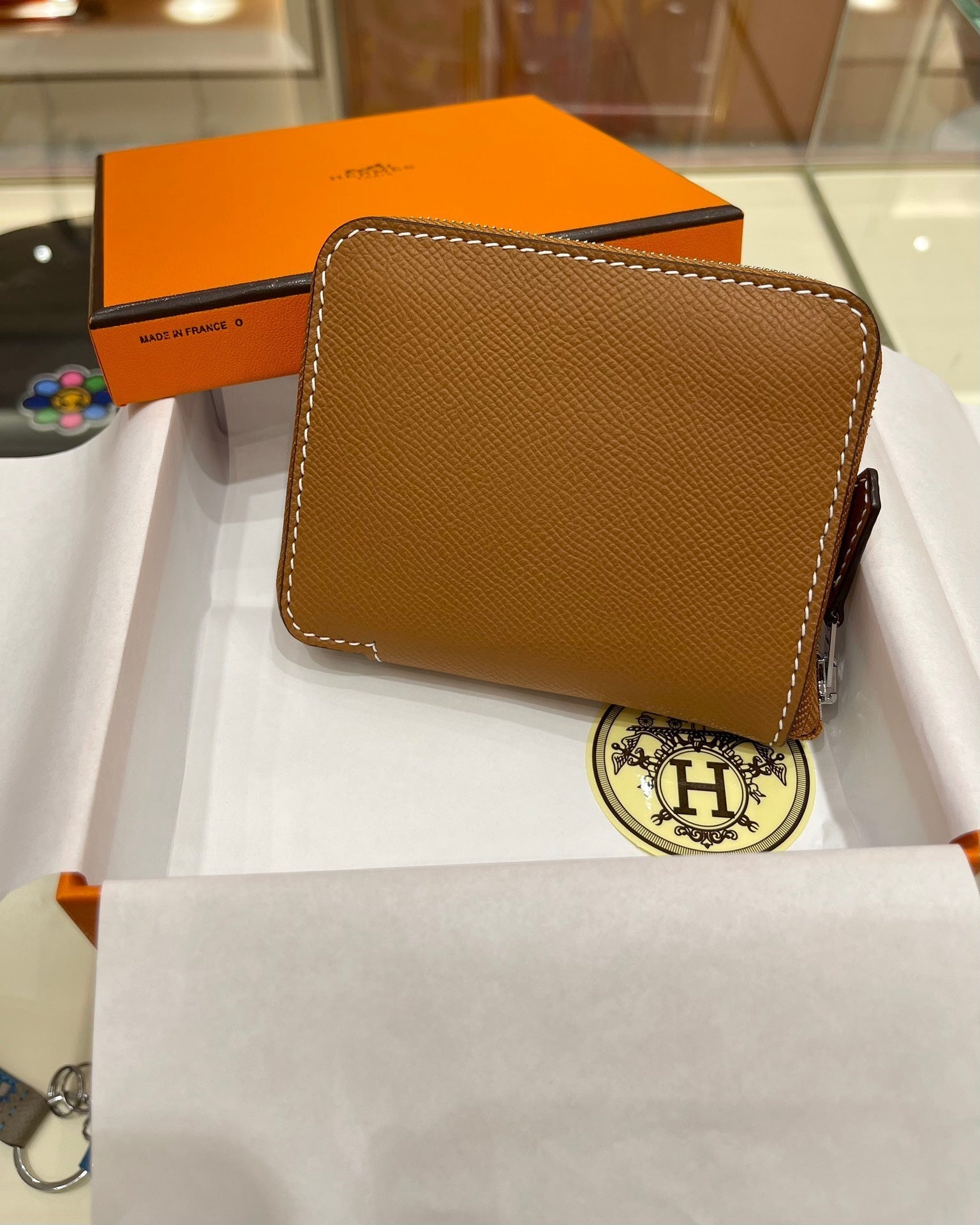HERMES Compact Wallet 11.5 Tan Epsom