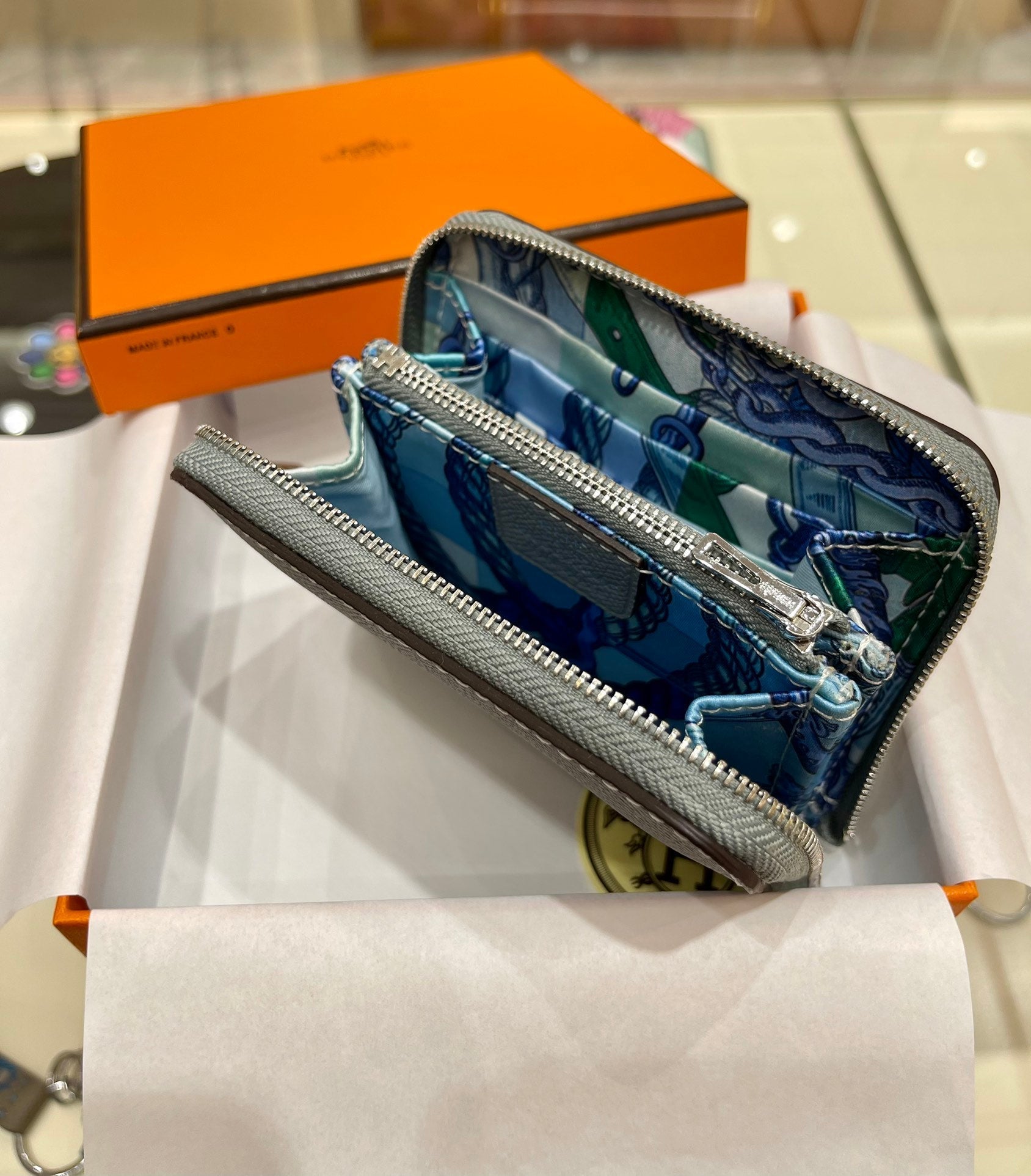 HERMES Compact Wallet 11.5 Grey Epsom