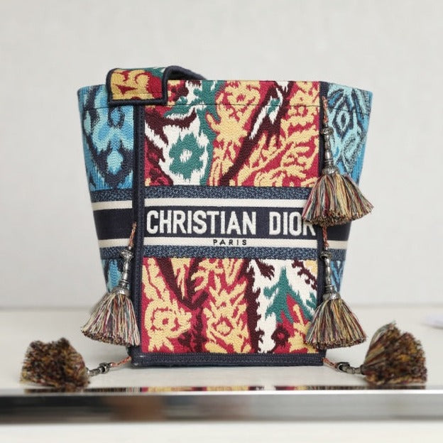 DIOR BUBBLE 25 BUCKET BAG IN MULTICOLOR CALFSKIN