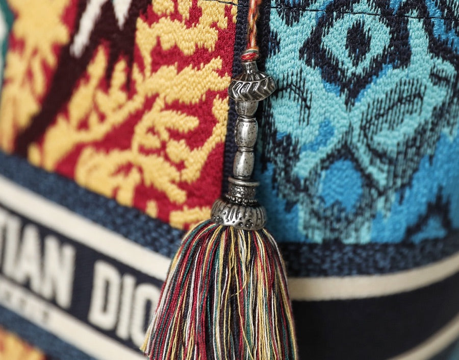 DIOR BUBBLE 25 BUCKET BAG IN MULTICOLOR CALFSKIN