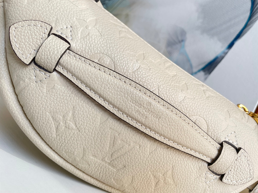LOUIS VUITTON LV BUMBAG WAIST BAG 37 IN CREAM GRAINED CALFSKIN