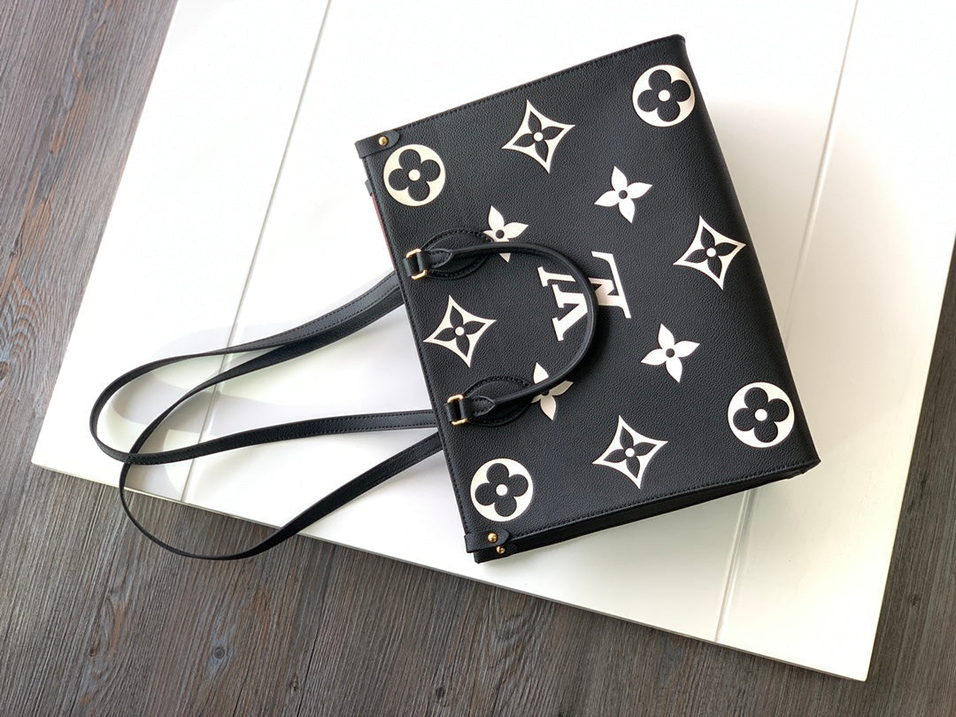 LOUIS VUITTON ONTHEGO MM 35CM BLACK WHITE