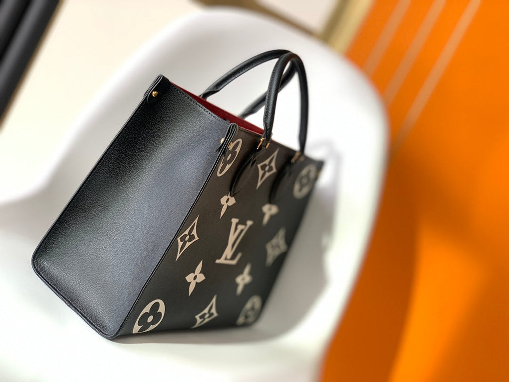 LOUIS VUITTON ONTHEGO MM 35CM BLACK WHITE