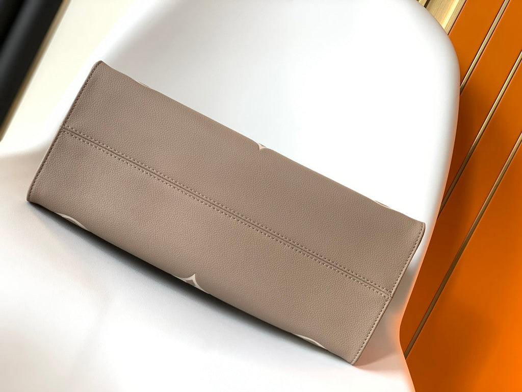 LOUIS VUITTON ONTHEGO GM 41 GREY WHITE