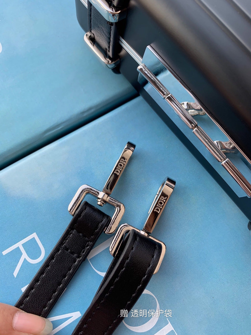 DIOR RIMOWA 20 CASE BAG IN BLACK ALUMINUM MAGNESIUM