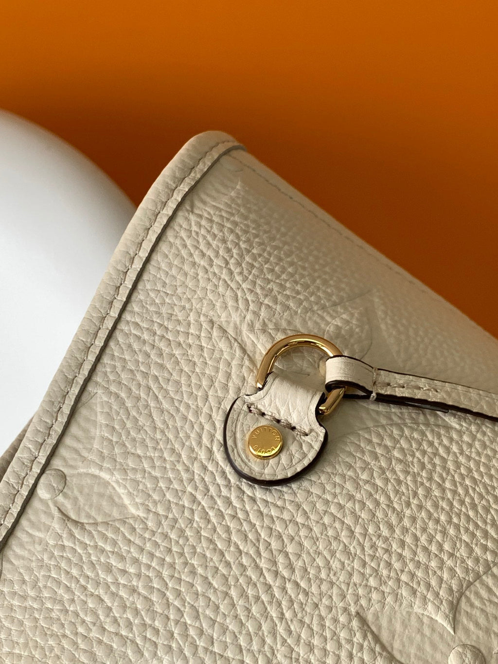 LOUIS VUITTON NEVERFULL MM 32 WHITE MONOGRAM EMPREINTE LEATHER