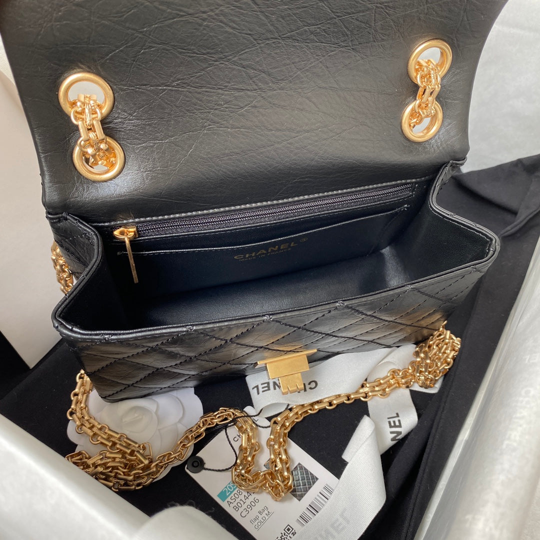 CHANEL FLAP BAG 20 IN BLACK CALFSKIN GOLD CHAIN