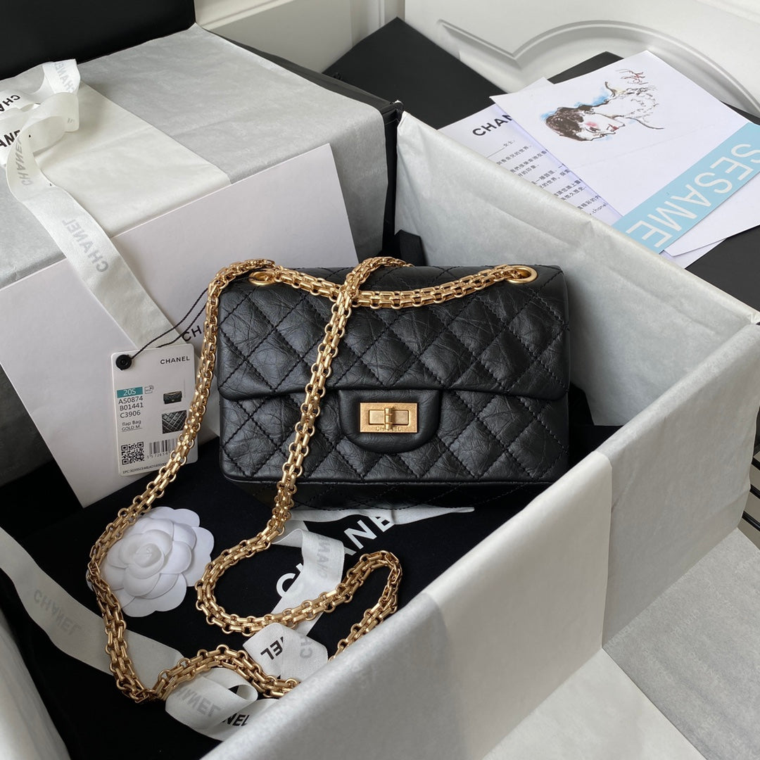 CHANEL FLAP BAG 20 IN BLACK CALFSKIN GOLD CHAIN