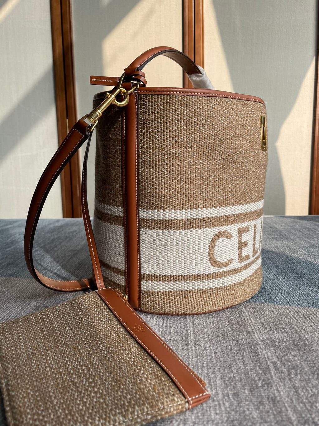 CELINE BUCKET 25 IN PRINTED CANVAS BROWN WHITE