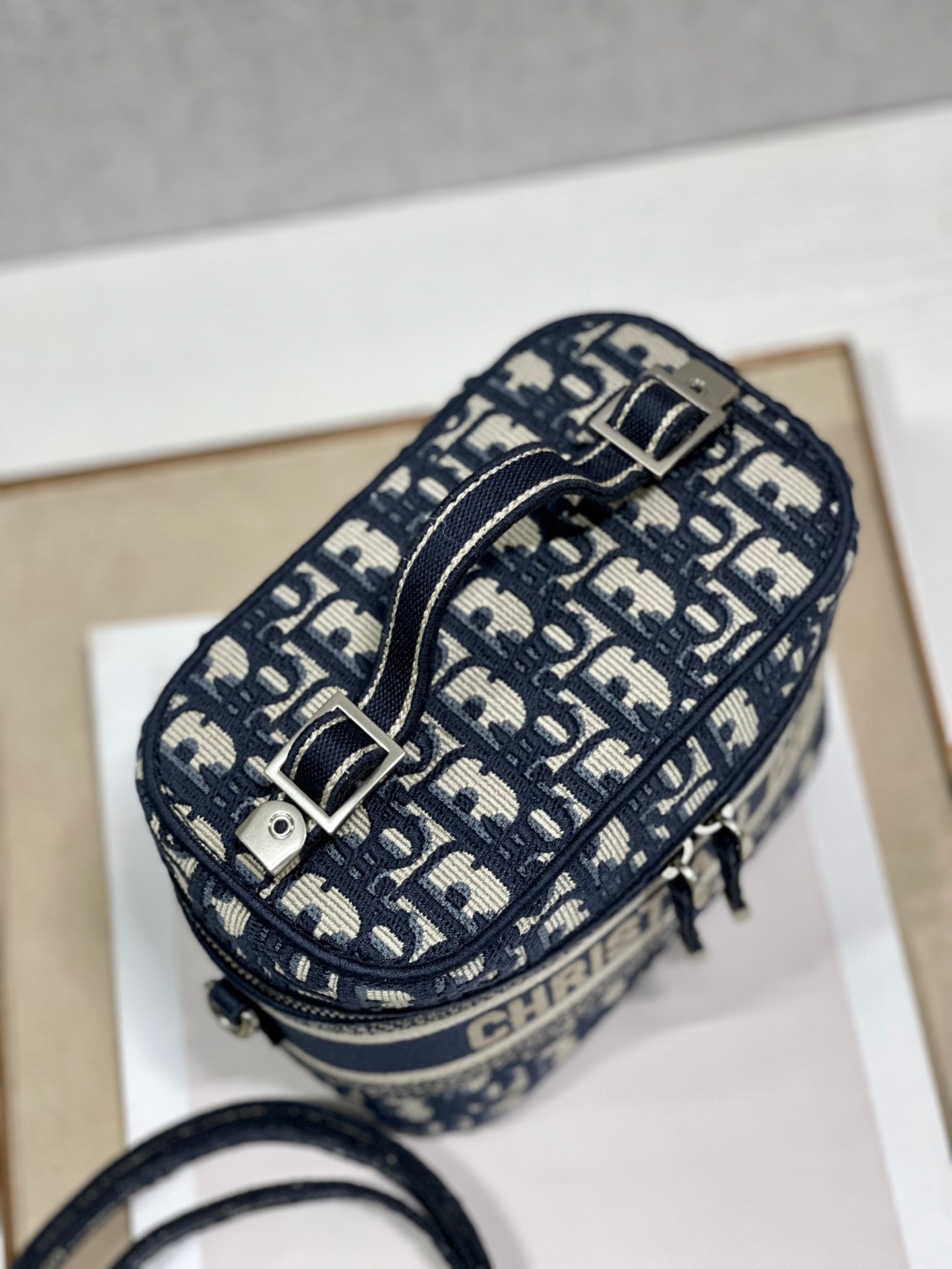DIOR CROSSBODY MINI 18 VANITY CASE IN BLACK MONOGRAM OBLIQUE JACQUARD