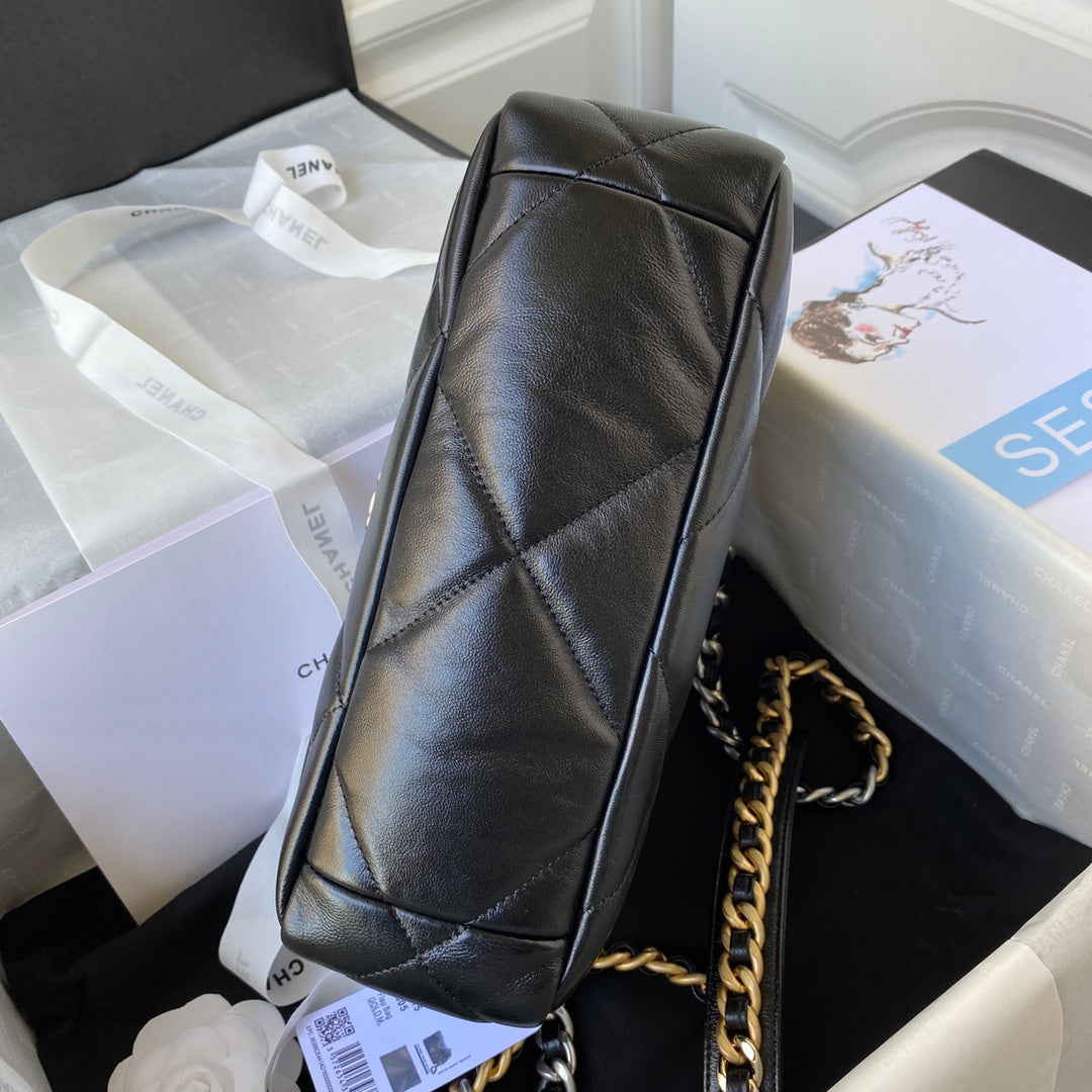 CHANEL MEDIUM 26 FLAP BAG IN BLACK LAMBSKIN