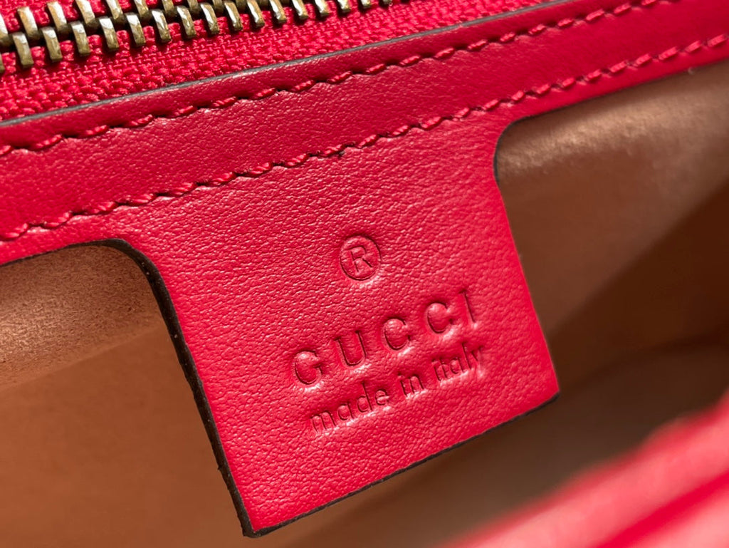 GUCCI MARMONT MATELASSÉ LARGE 26 BAG RED PINK CALFSKIN