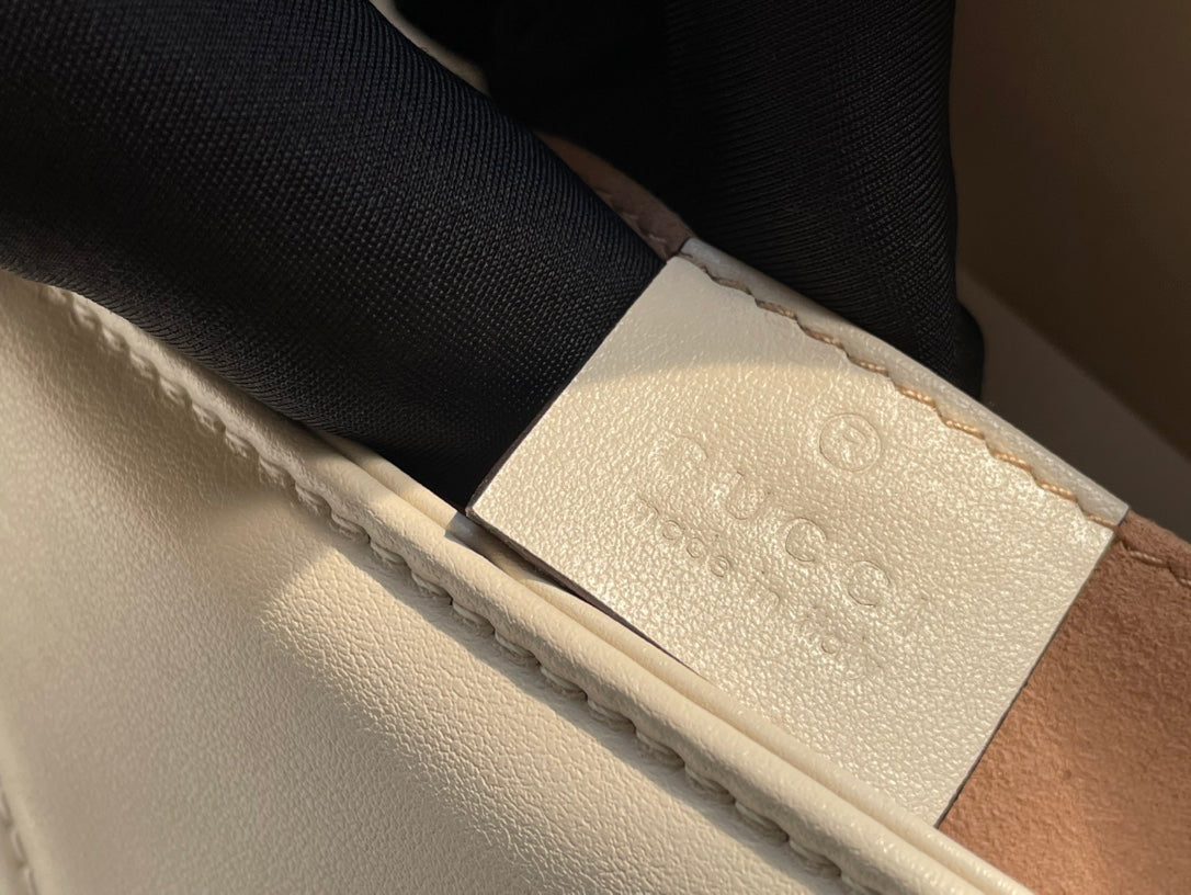 GUCCI MARMONT MATELASSÉ SMALL 22 BAG WHITE CALFSKIN