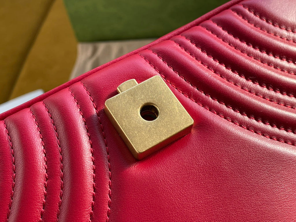 GUCCI MARMONT MATELASSÉ SMALL 22 BAG RED PINK CALFSKIN